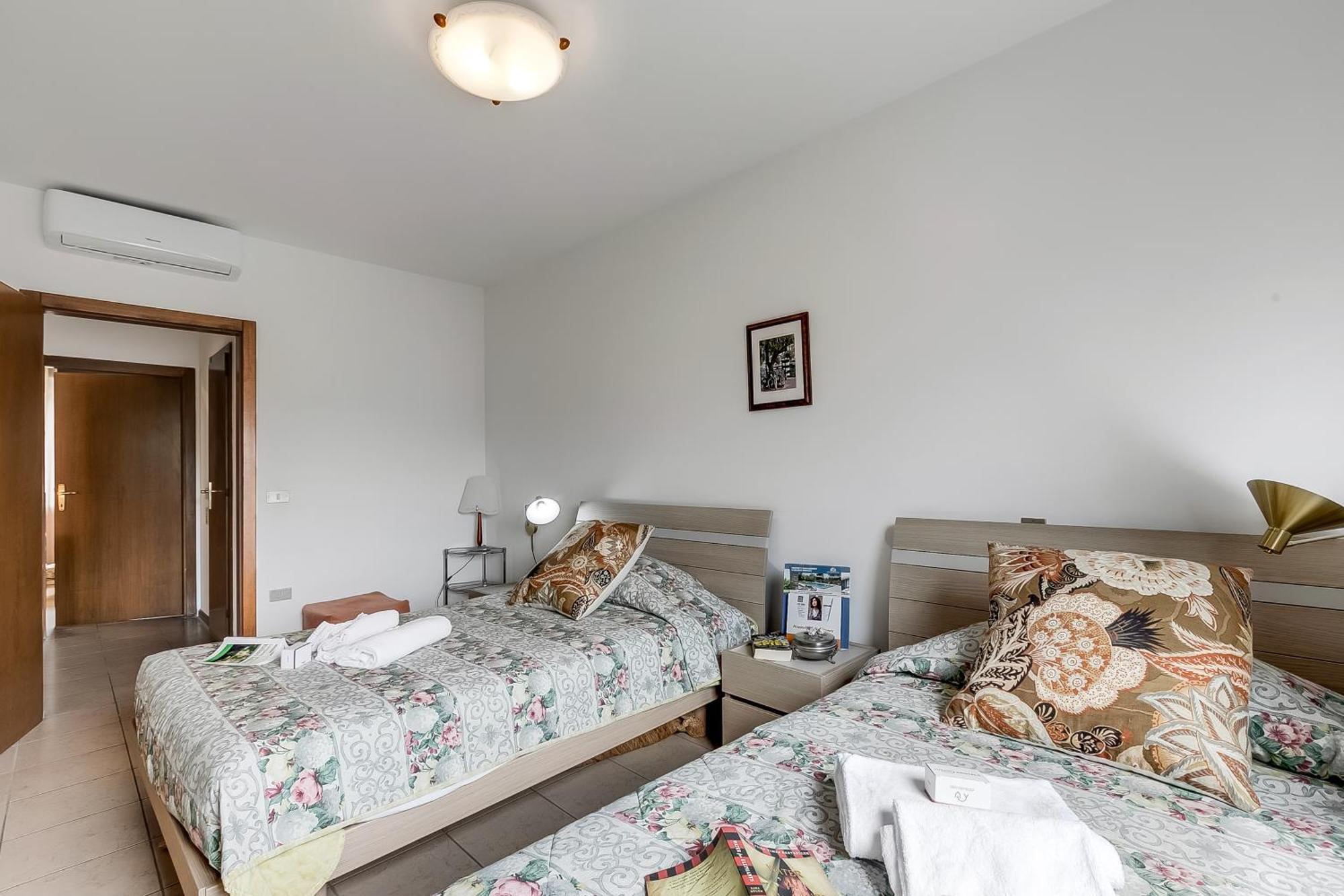 Appartamento Amy - Happy Rentals Riva del Garda Exteriör bild
